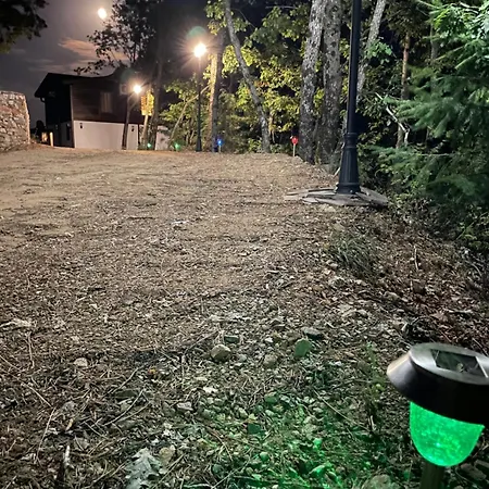 فيلة Elias زلاتوغراد